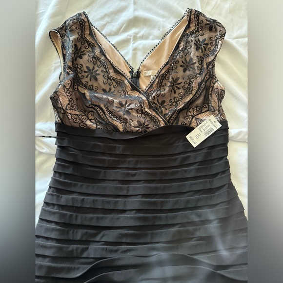 Lana Black and Nude Dress Barn - Picture 7 of 9